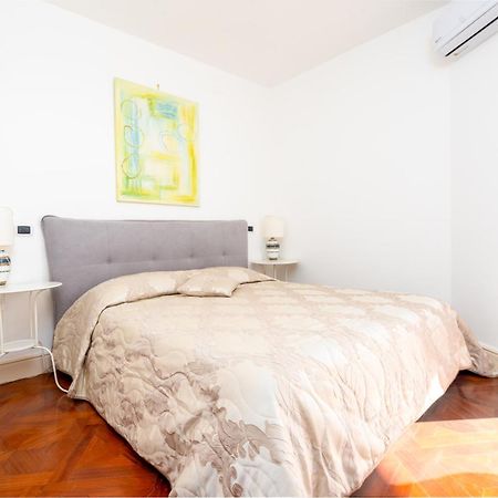 Perla Marina Sea View Apartment Katania Zewnętrze zdjęcie
