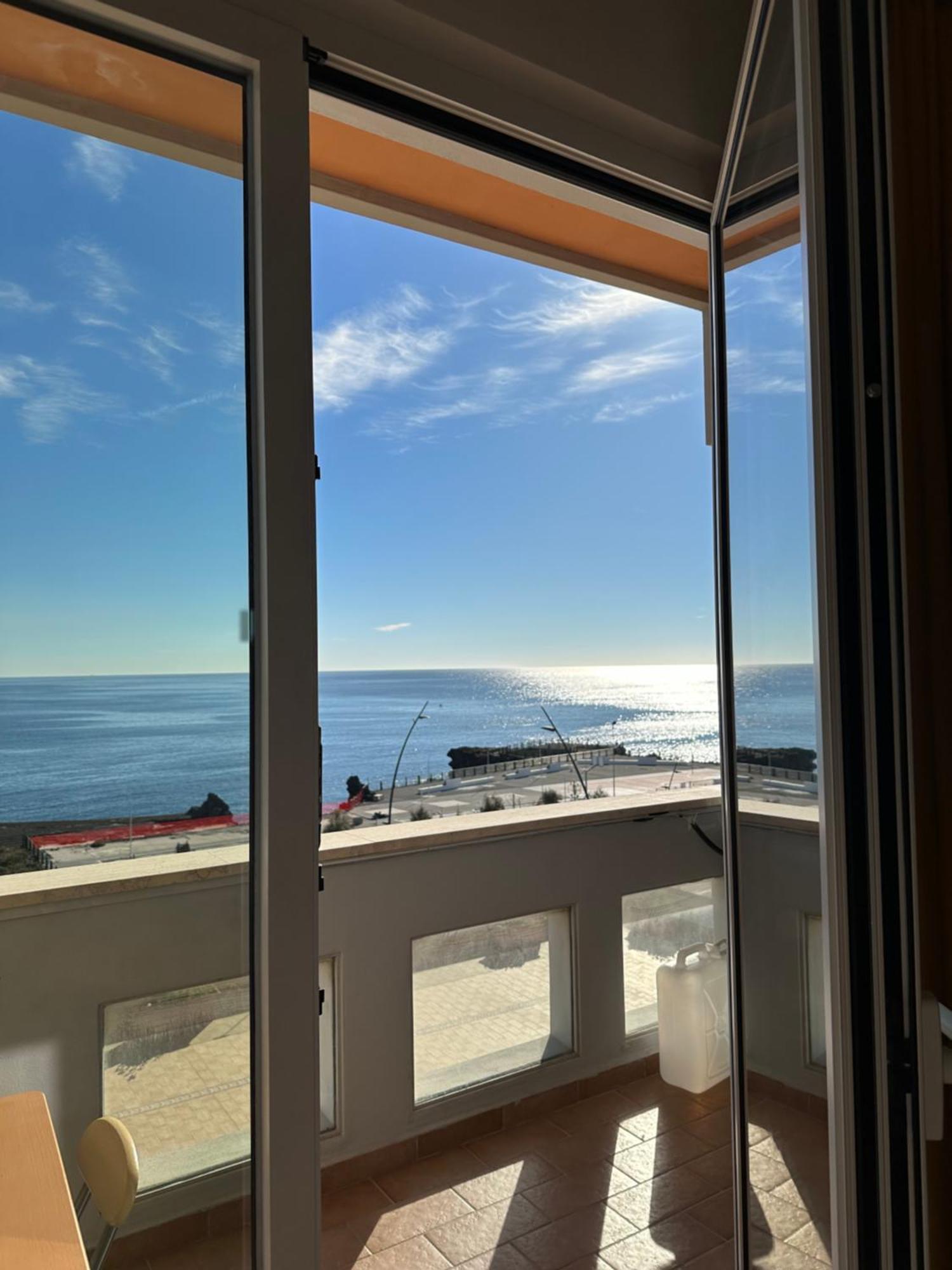 Perla Marina Sea View Apartment Katania Zewnętrze zdjęcie