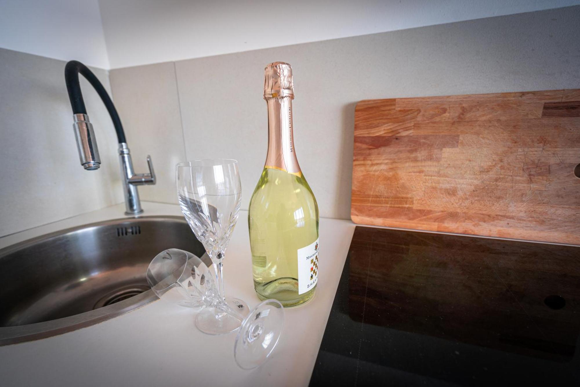 Perla Marina Sea View Apartment Katania Zewnętrze zdjęcie