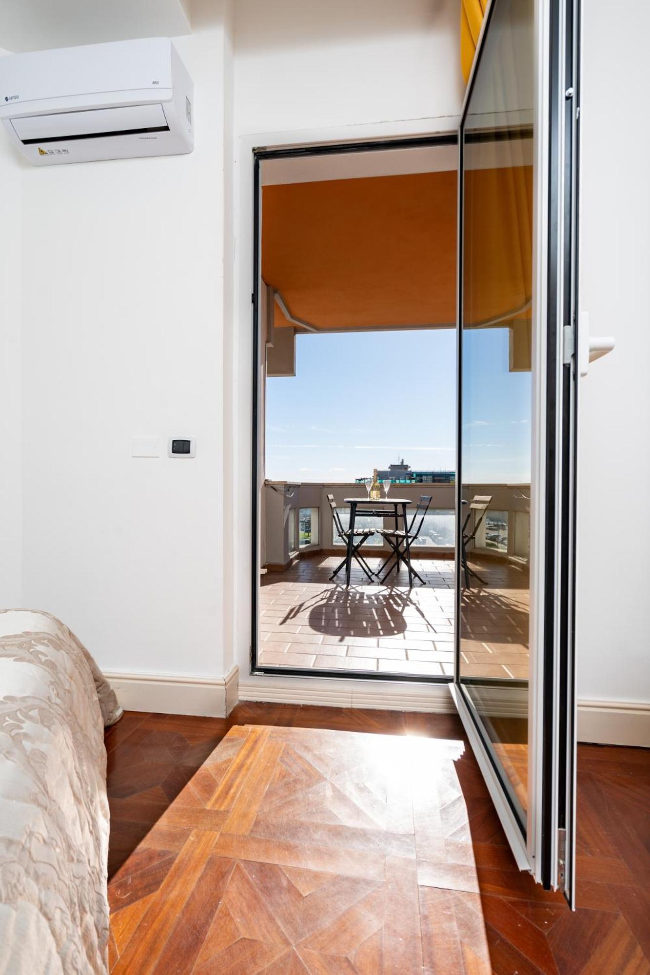 Perla Marina Sea View Apartment Katania Zewnętrze zdjęcie