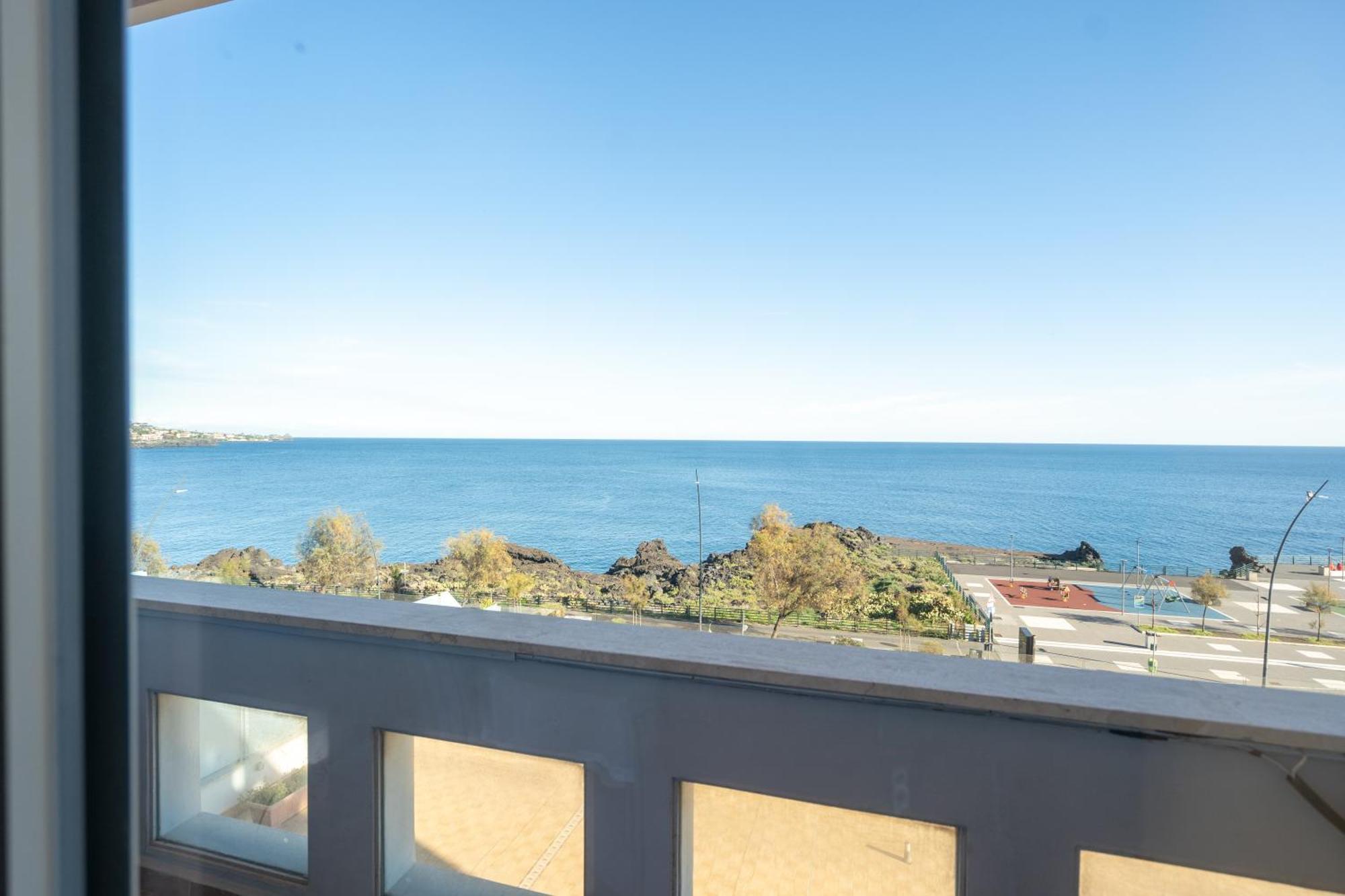Perla Marina Sea View Apartment Katania Zewnętrze zdjęcie