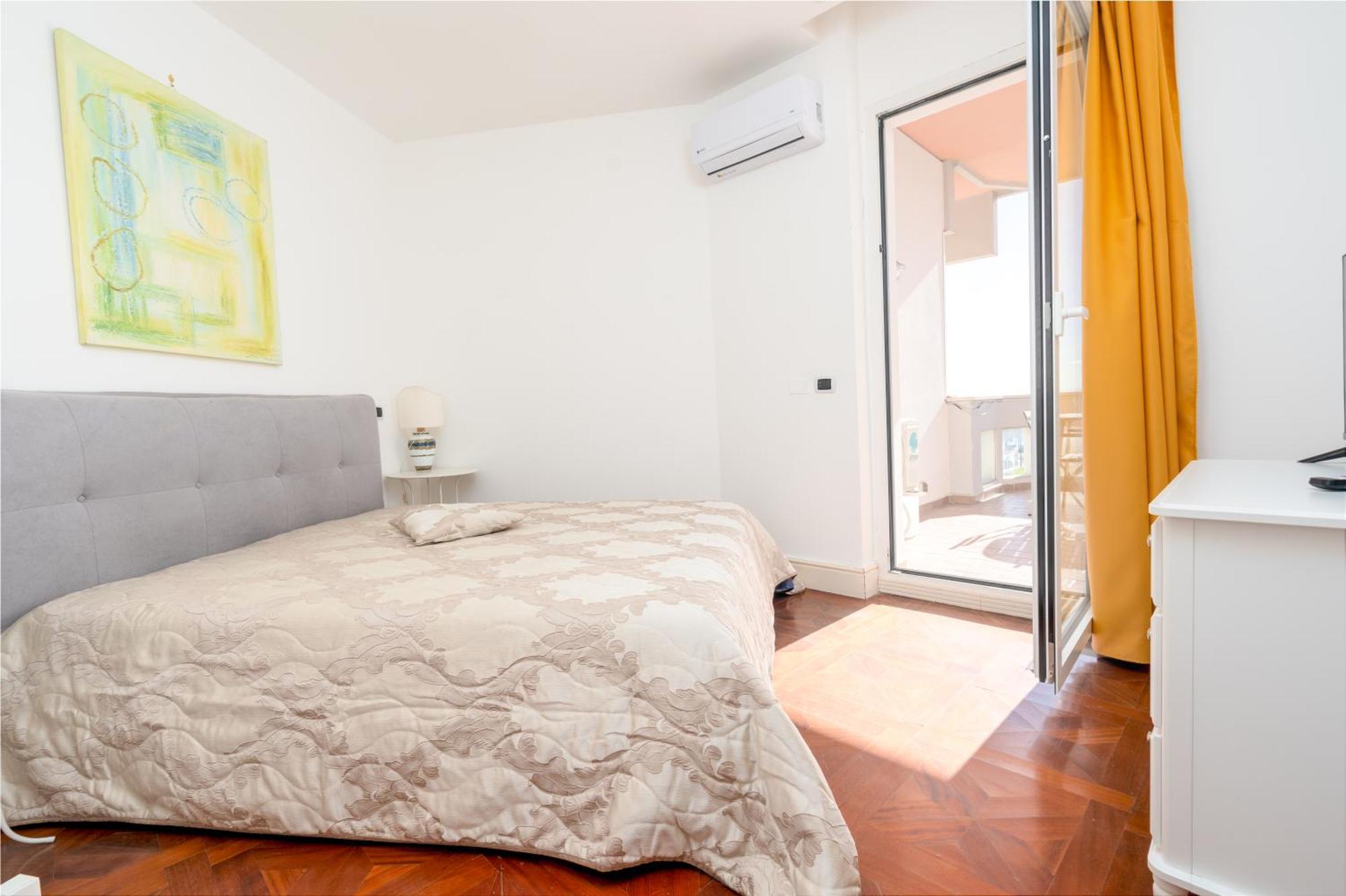 Perla Marina Sea View Apartment Katania Zewnętrze zdjęcie